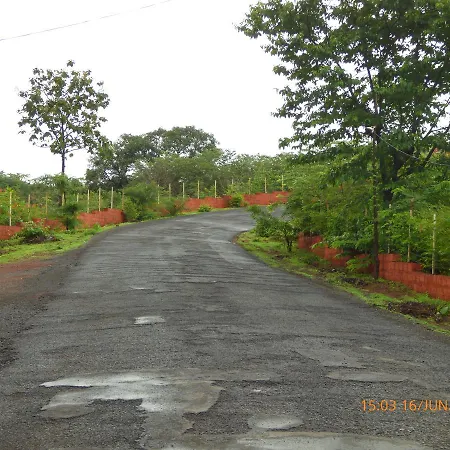 Pinacle Fogadó Ānjarle